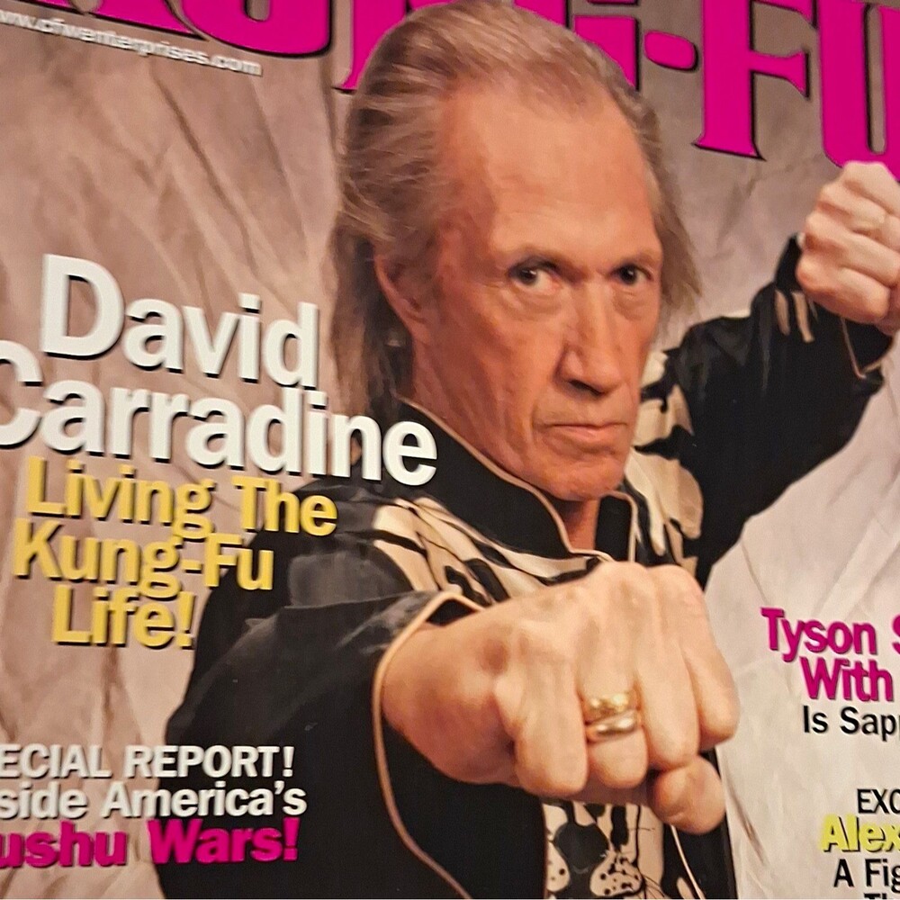 VTG Kung-Fu Magazine Dec 2003 David Carradine Cover Tyson Signs With K-1